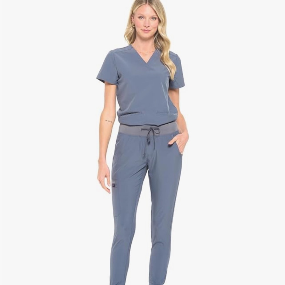 Medical Scrub Top and Bottoms Gray Joggers with Tapered Legs EUC